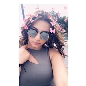 Meet your Posher, Stephanie